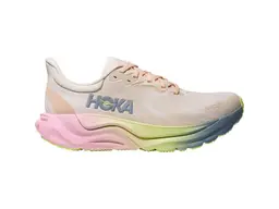 HOKA Arahi 8 in Alabaster/Tangerine Glow