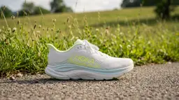 Hoka Clifton 11