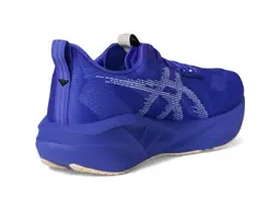 ASICS Novablast 5 in Cobalt Burst/White